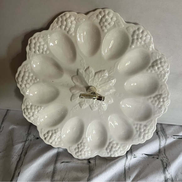 California Pottery Egg Plate Retro Handle Scalloped Edge Ornate Grape Pattern - Picture 3 of 15